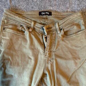 DUER No Sweat Slim Fit Pant (31x32) Camel